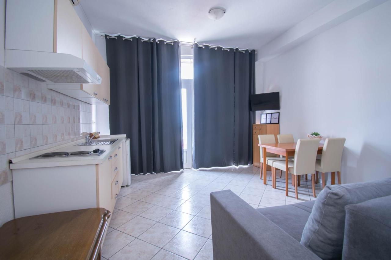Apartments Manuela - Baška Voda Eksteriør bilde