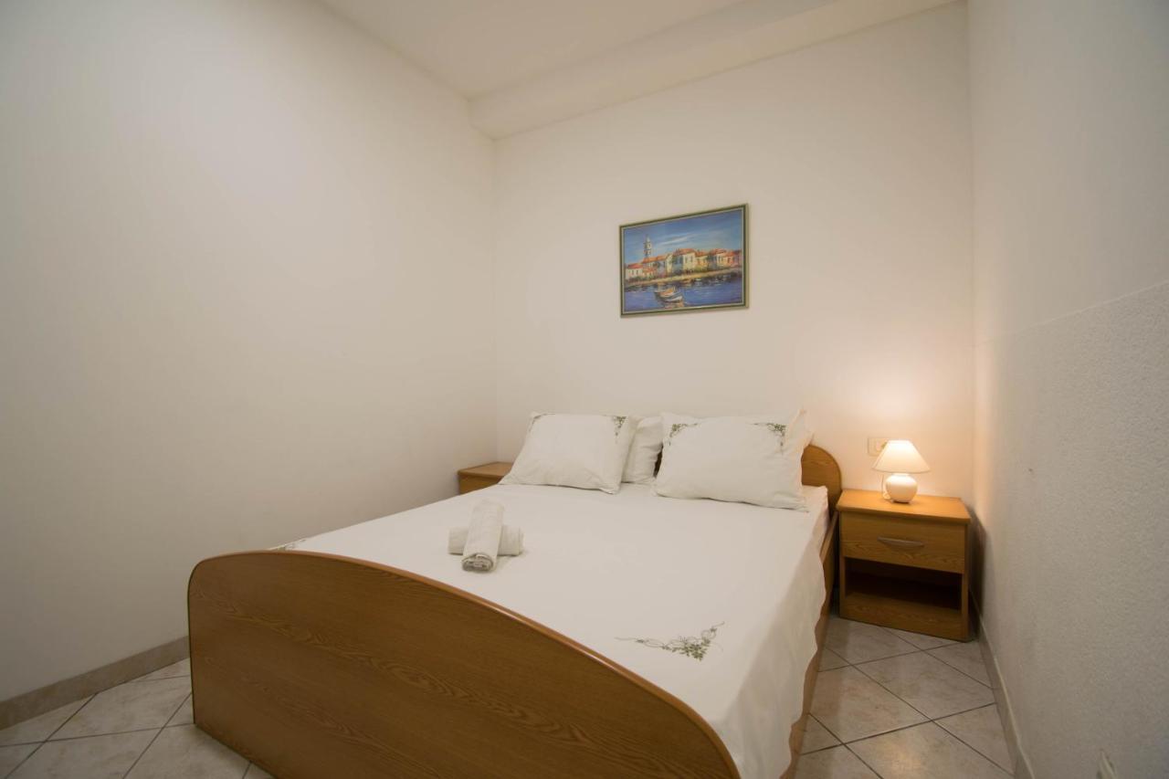 Apartments Manuela - Baška Voda Eksteriør bilde