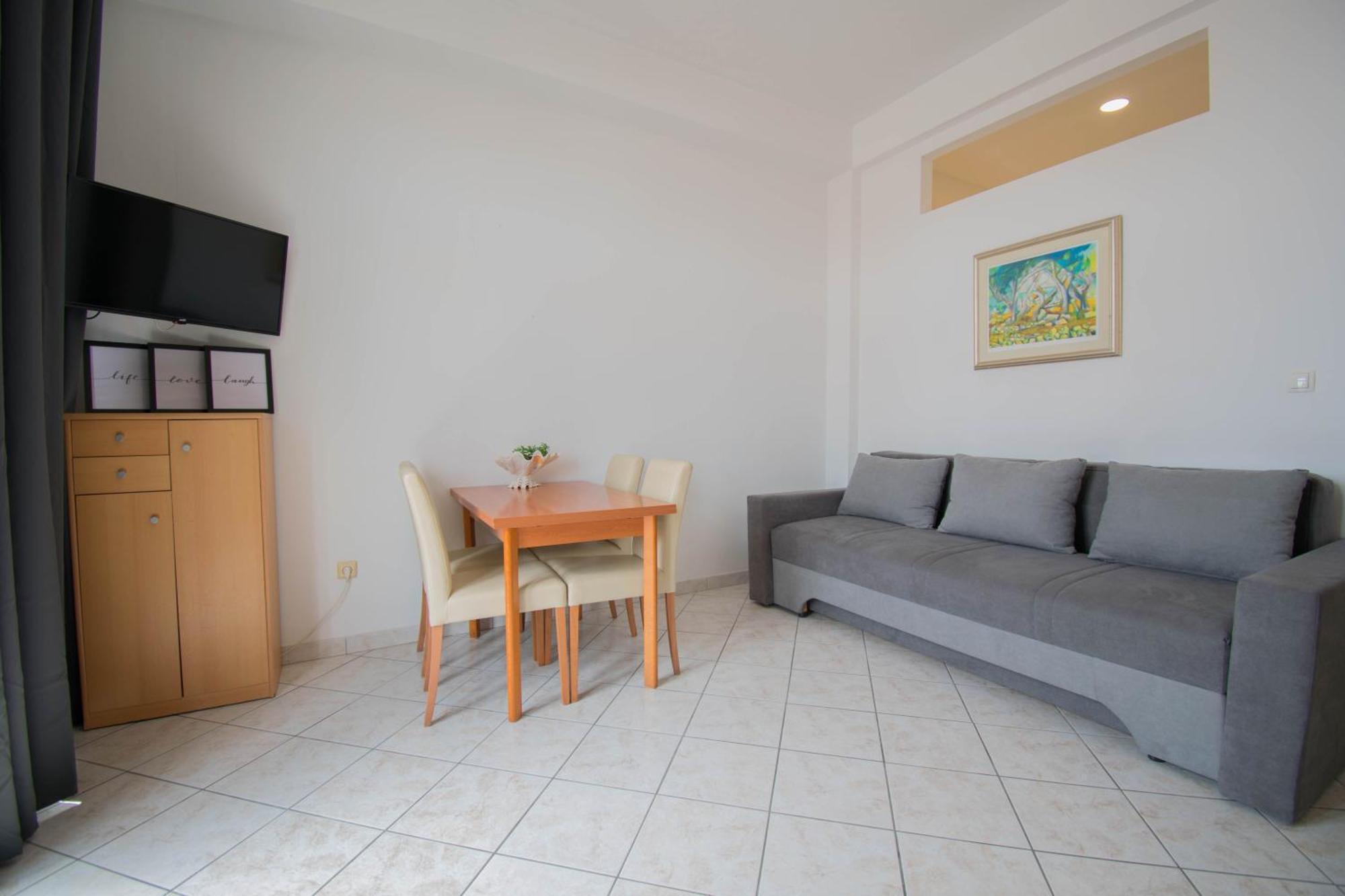 Apartments Manuela - Baška Voda Eksteriør bilde